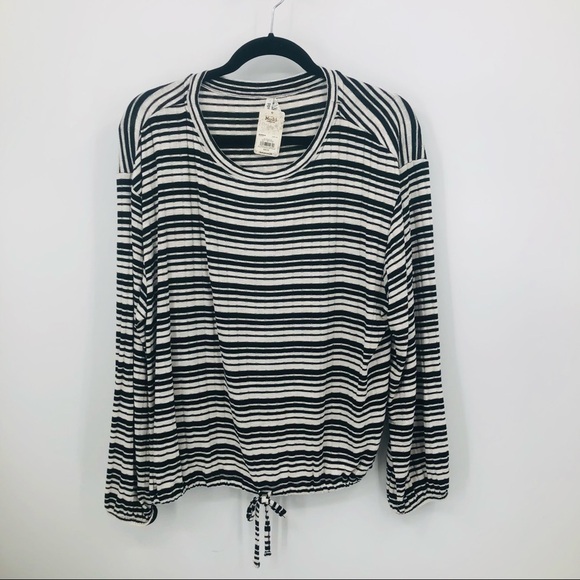 Mudd Black and white striped longsleeve blouse - Picture 1 of 9